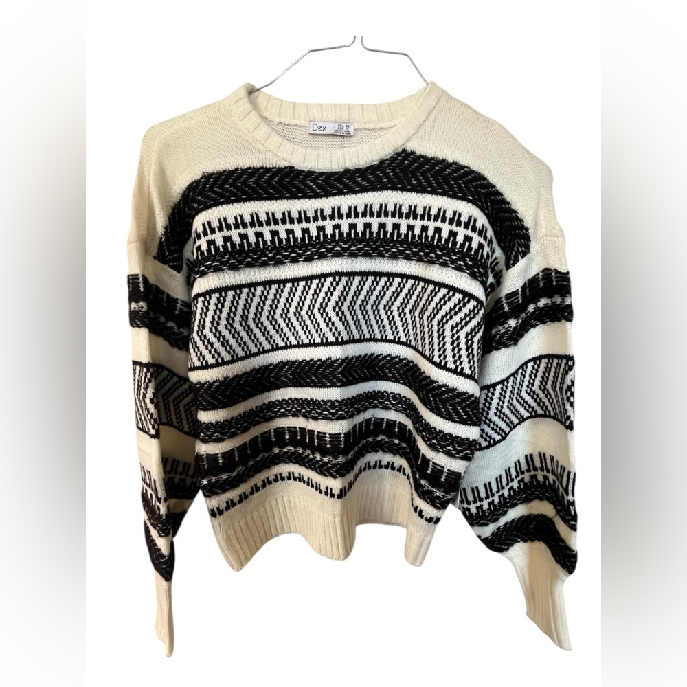NWT Women’s Dex Sweater in Black and Creamy White in Size XS. - Picture 5 of 12